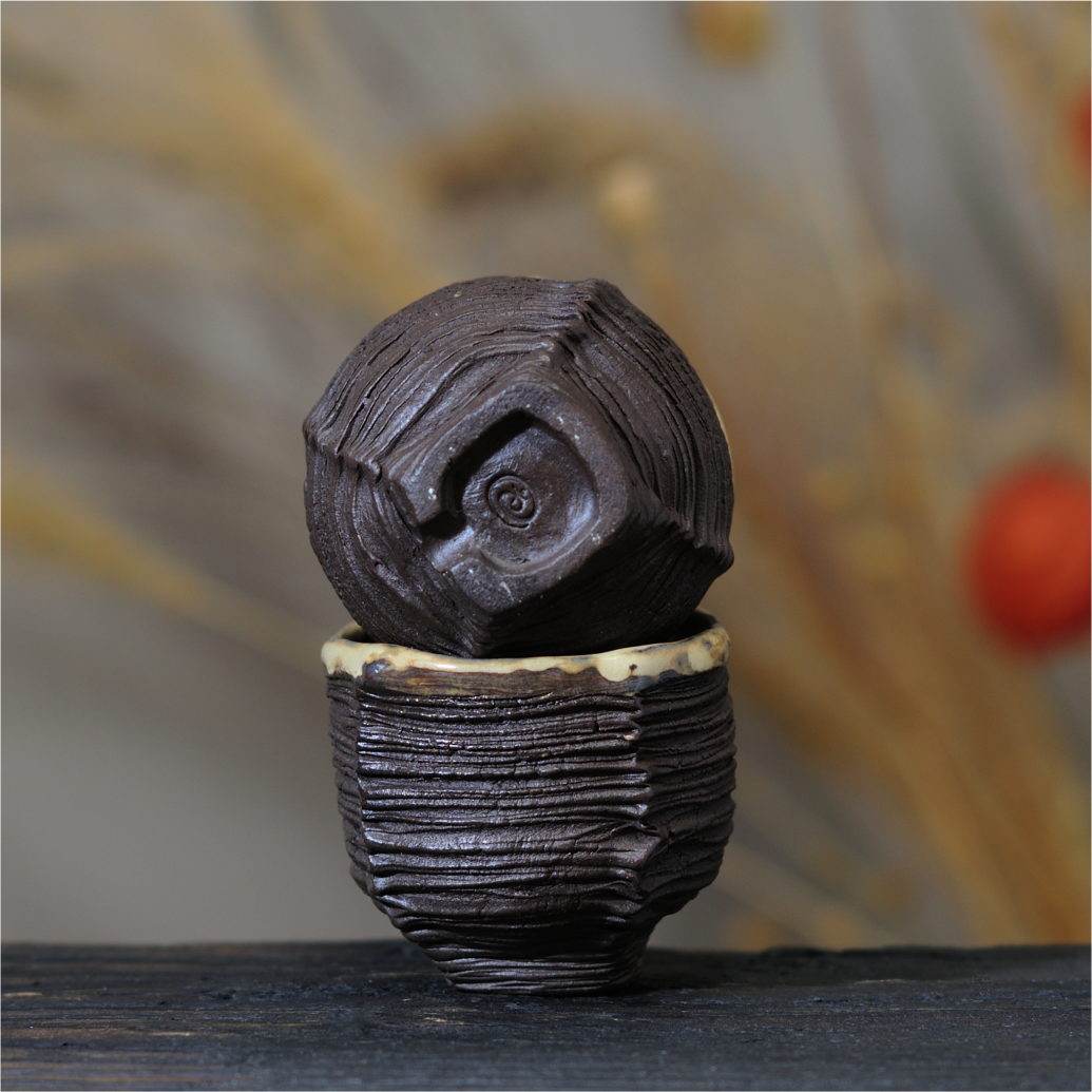 Handbuilt Black Yunomi Cup – DUNE – 85ml - Image 7
