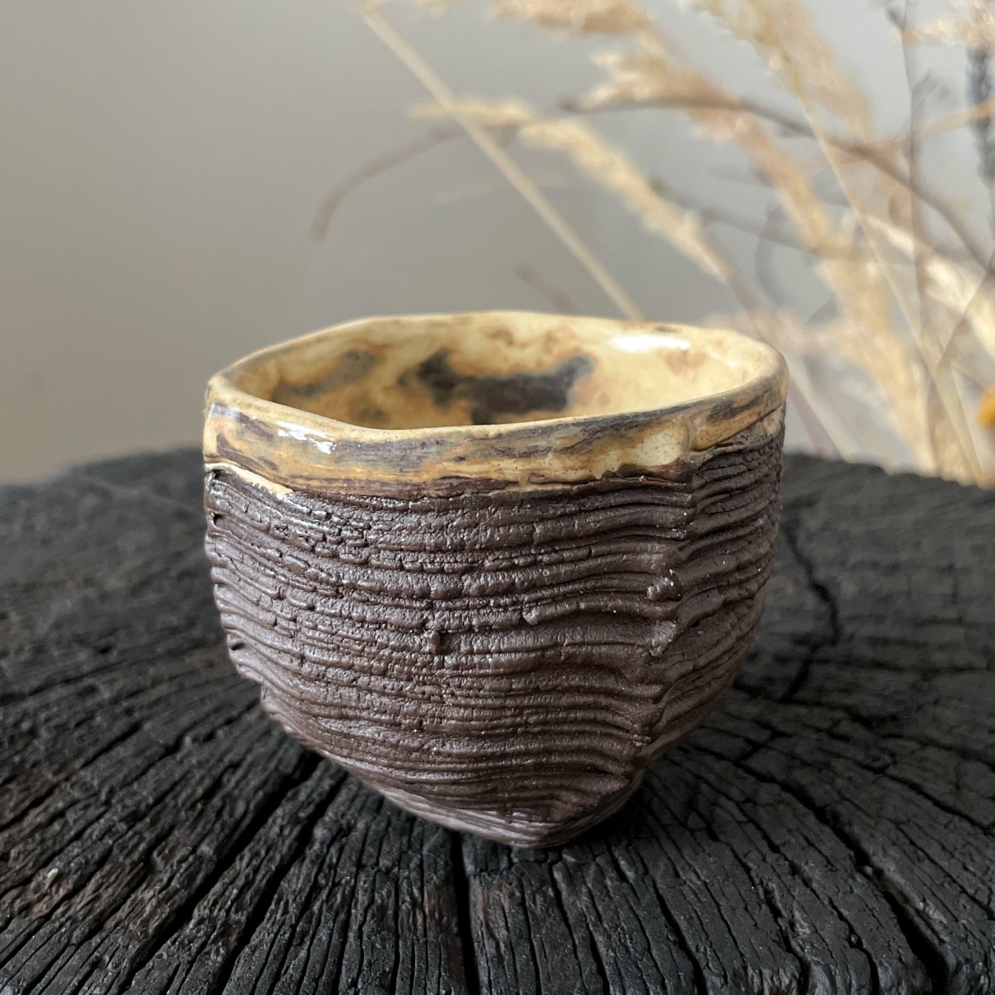 Handbuilt Black Yunomi Cup – DUNE – 85ml - Image 6