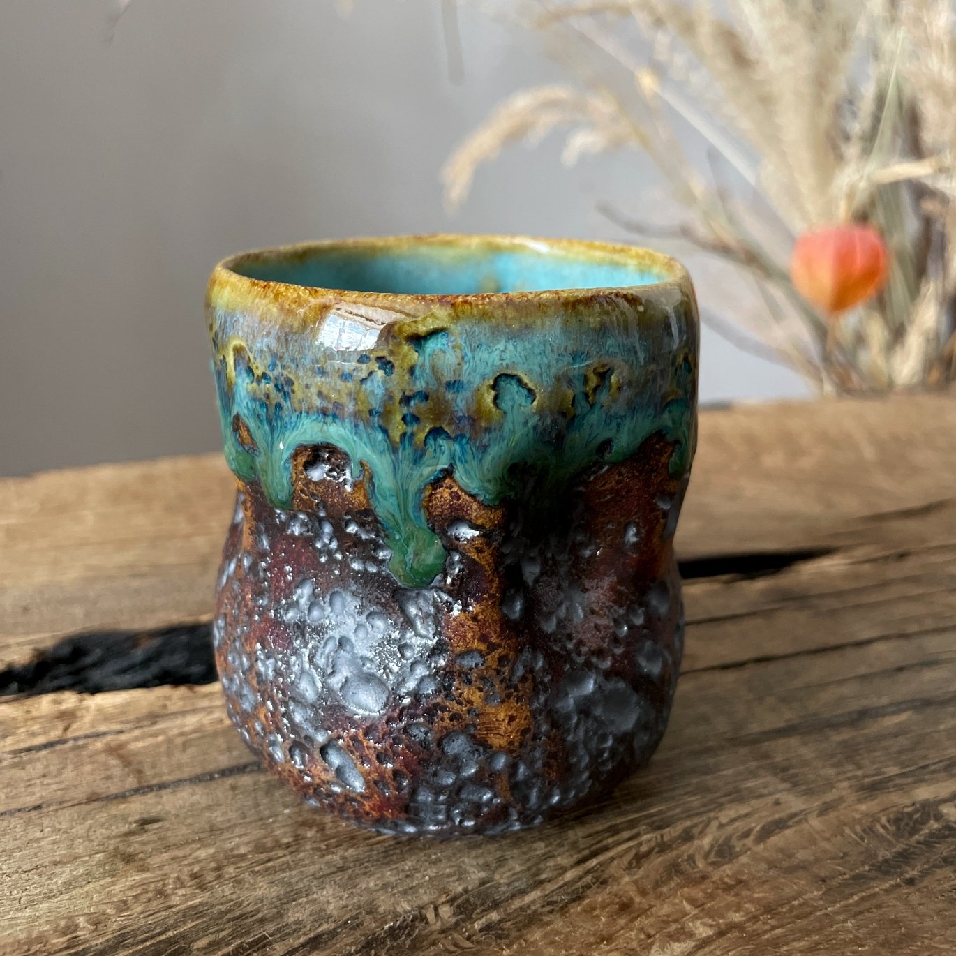 Textured ceramic espresso cup from the LAVA collection