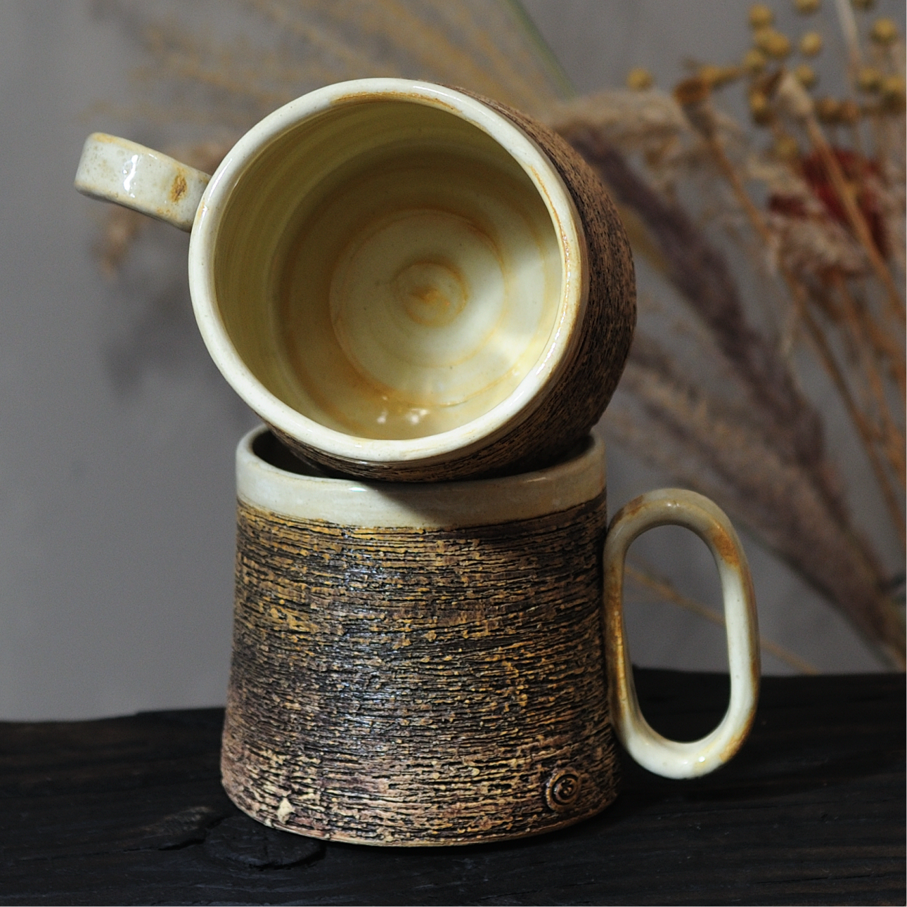 handmade pottery mug with handle