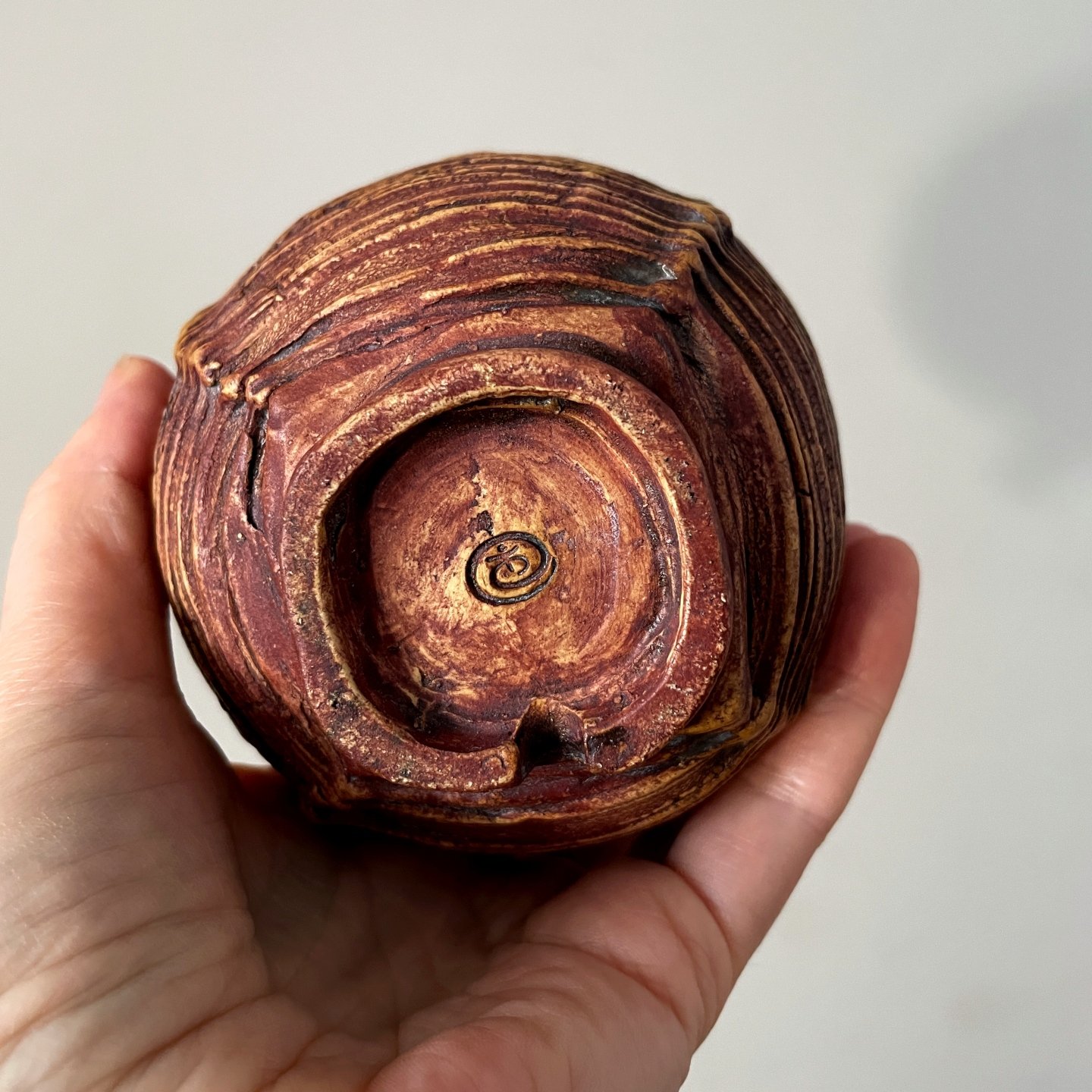 Handmade Ceramic Yunomi - Textured Stoneware Cup – DUNE – 350 ml - Image 8